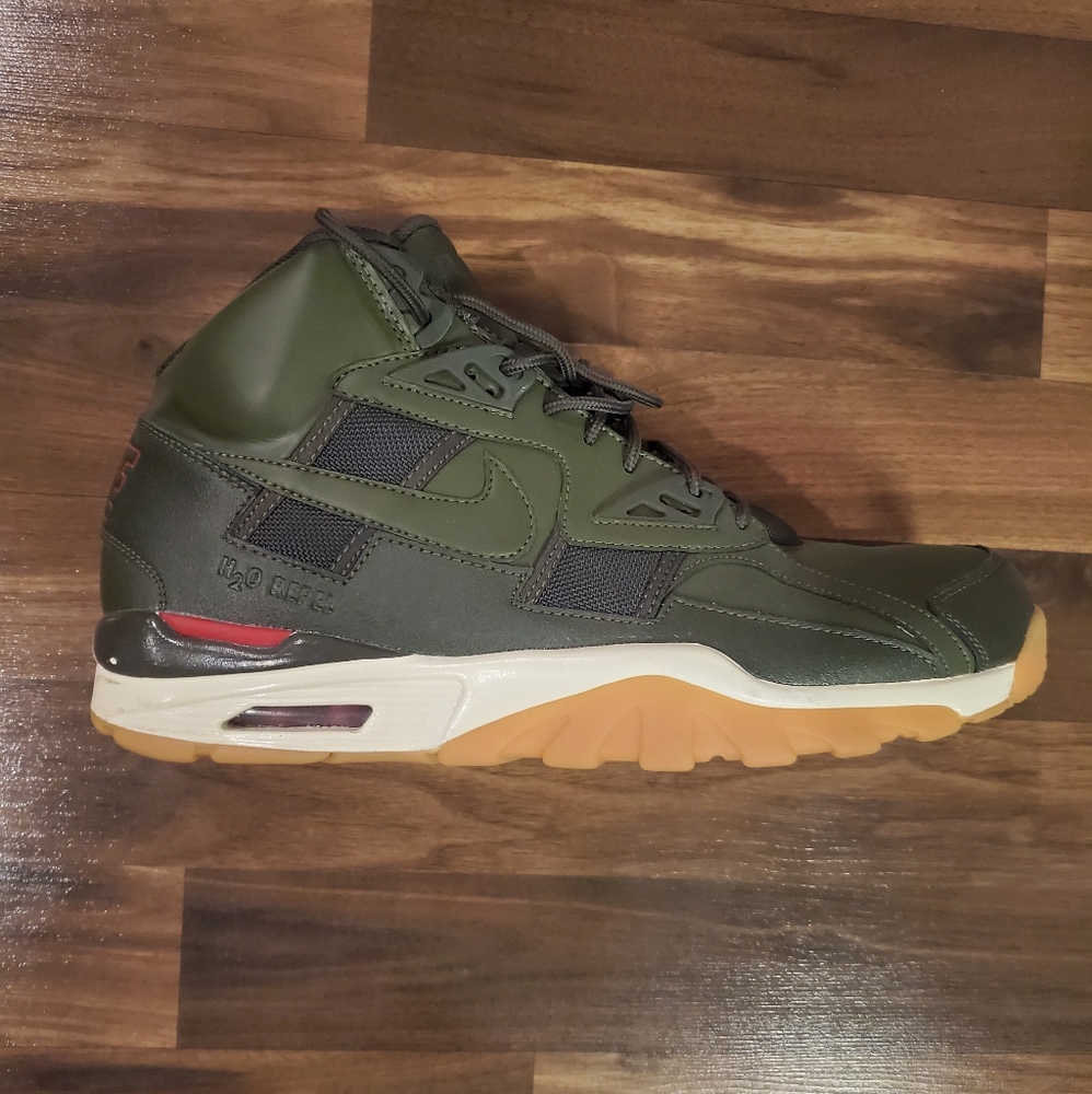 Nike "Bo Jackson" Winter SC Men's Green and Gum 12.5 Waterproof!! 🔥🔥🔥🔥🔥